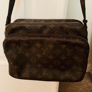 Vintage Louis Vuitton Nile great condition